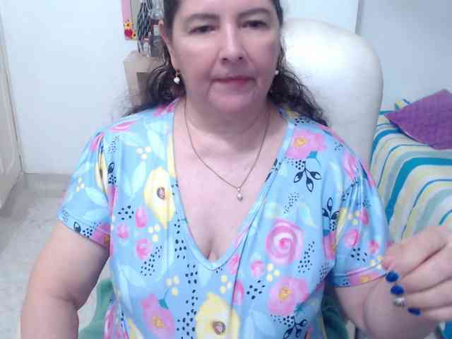 leonela-68 webcam