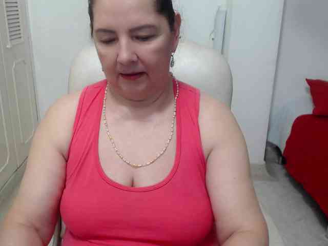 leonela-68
