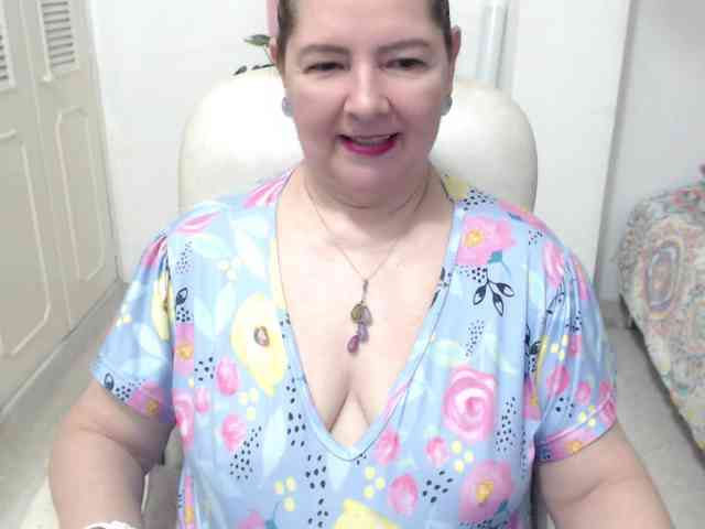 leonela-68 webcam