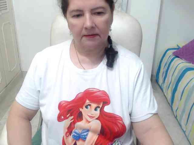 leonela-68