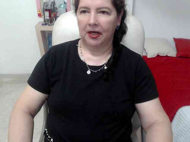 leonela-68 webcam