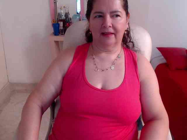 leonela-68