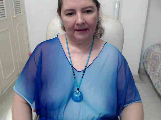 leonela-68 webcam