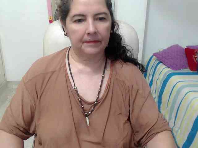 leonela-68 webcam