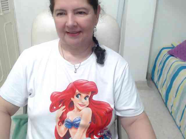 leonela-68 webcam