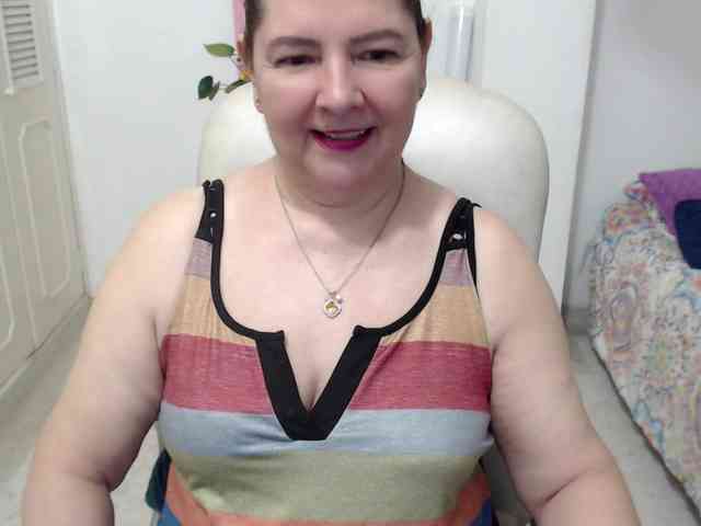 leonela-68 webcam