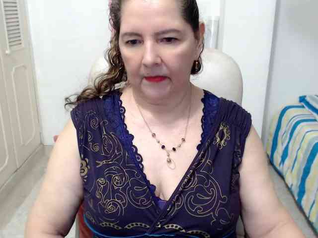 leonela-68 webcam