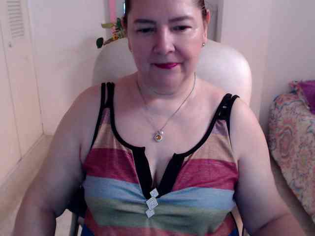 leonela-68 webcam