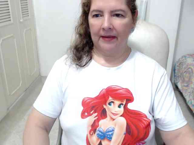 leonela-68