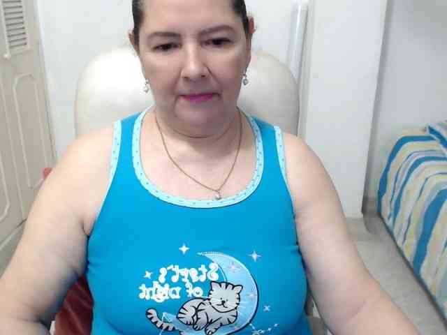 leonela-68 webcam