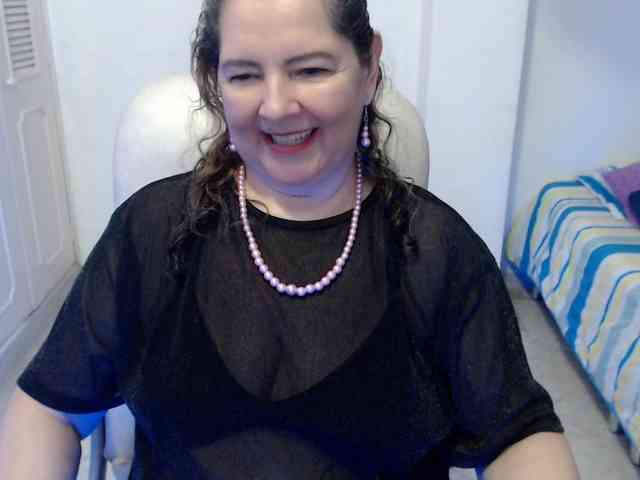 leonela-68