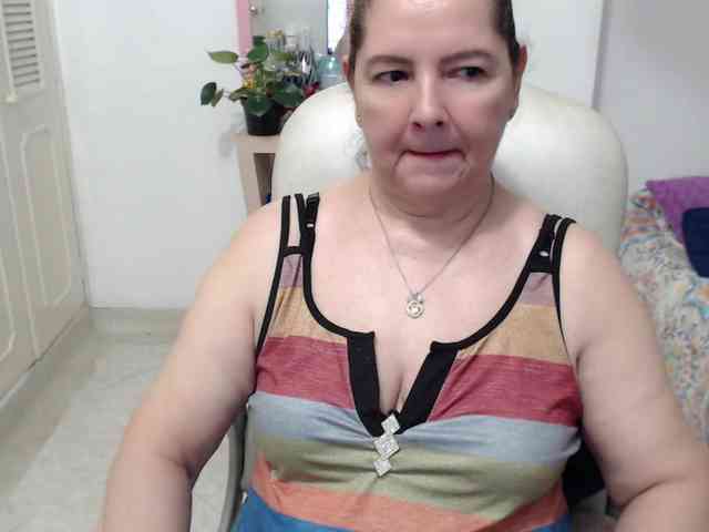 leonela-68 webcam