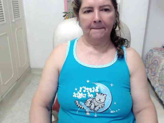 leonela-68 webcam