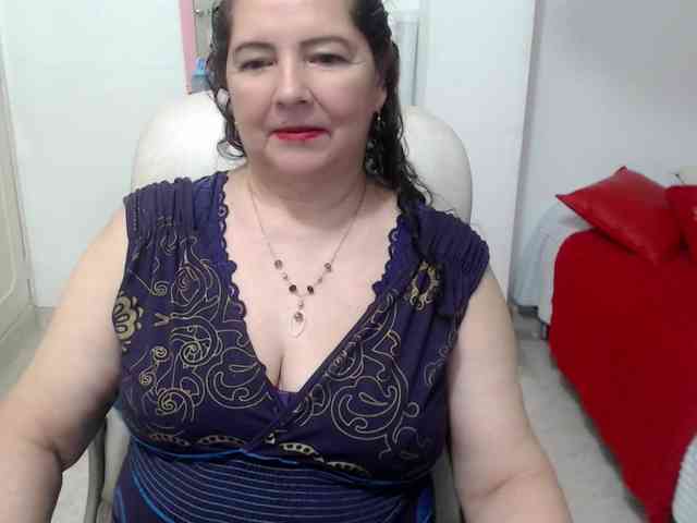 leonela-68 webcam