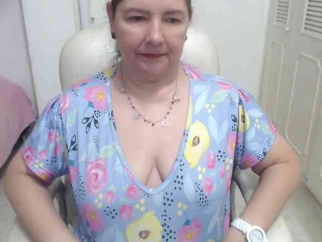 leonela-68 webcam