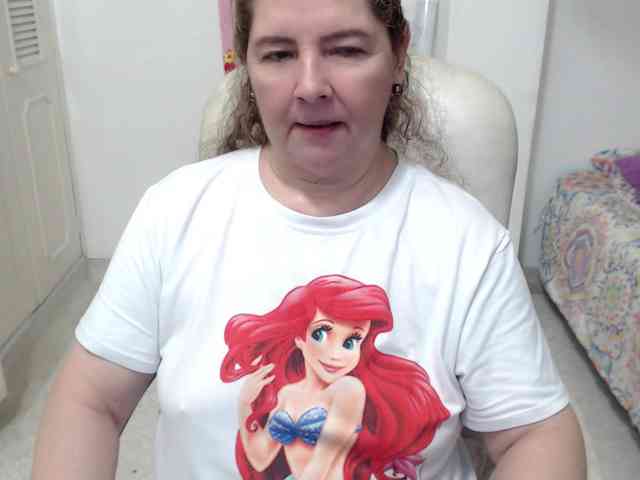 leonela-68 webcam