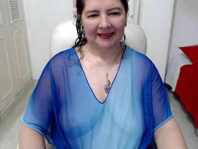 leonela-68 webcam