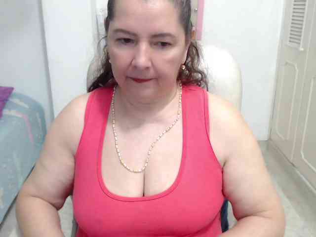 leonela-68 webcam