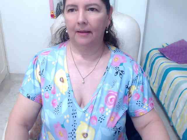 leonela-68 webcam