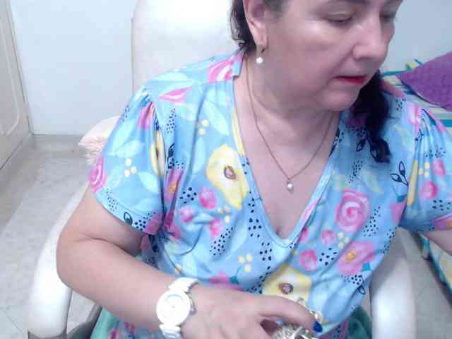 leonela-68 webcam