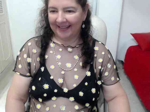 leonela-68 webcam