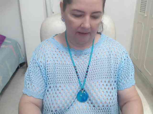 leonela-68 webcam