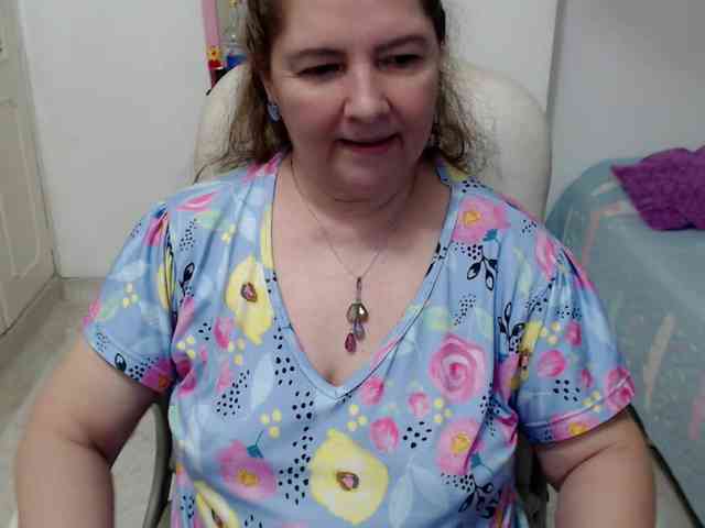 leonela-68 webcam