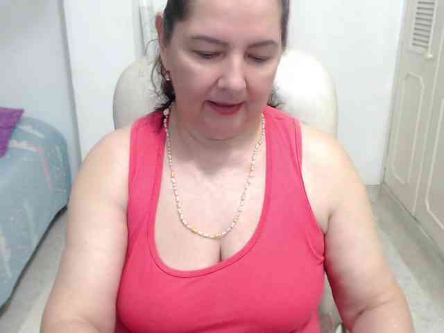 leonela-68 webcam