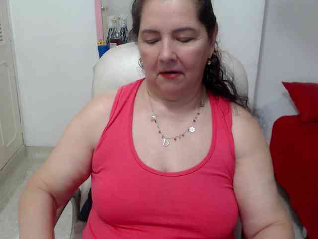 leonela-68
