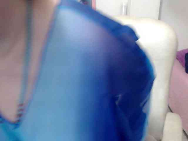 leonela-68 webcam