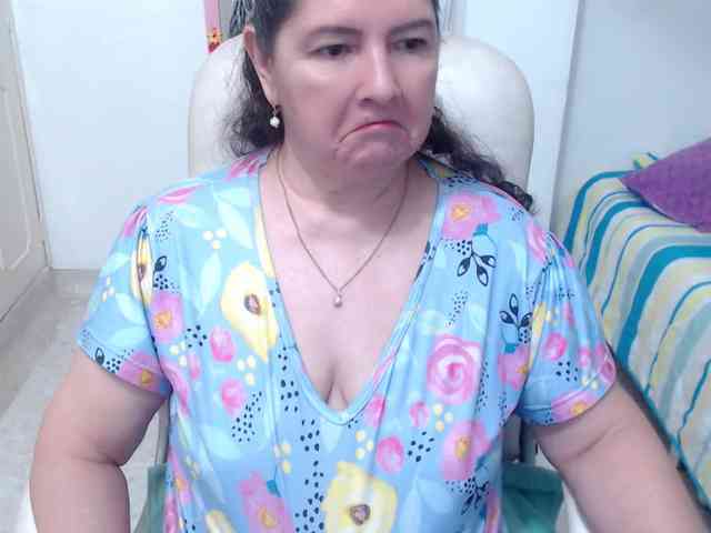 leonela-68 webcam