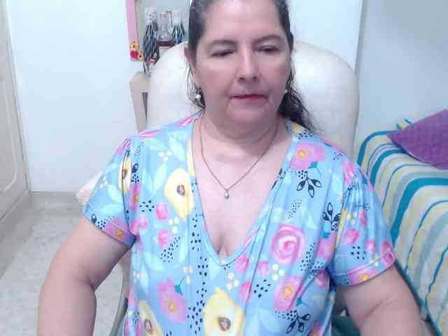 leonela-68 webcam