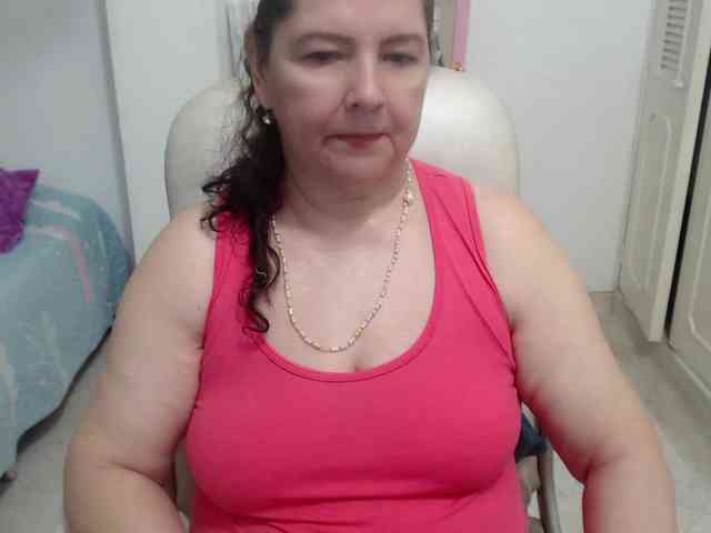 leonela-68