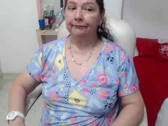 leonela-68 webcam