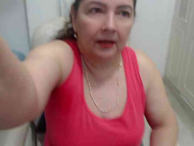 leonela-68