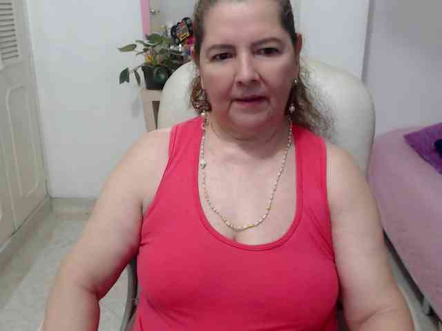 leonela-68