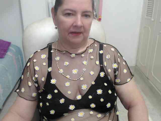 leonela-68 webcam