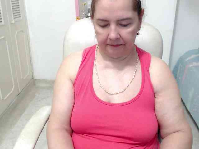 leonela-68 webcam