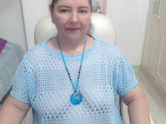 leonela-68 webcam