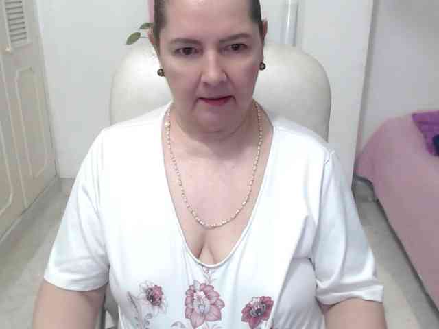 leonela-68 leonela-68