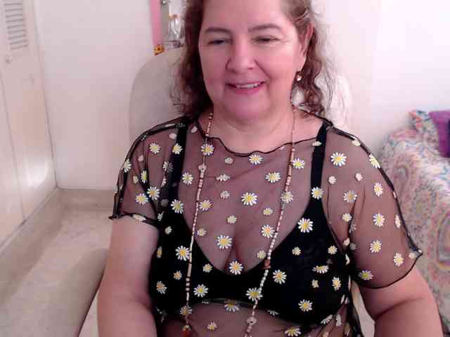 leonela-68 webcam