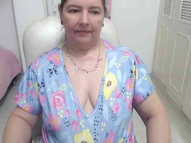 leonela-68 webcam