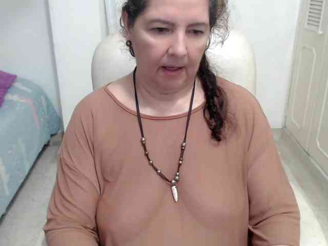 leonela-68 webcam