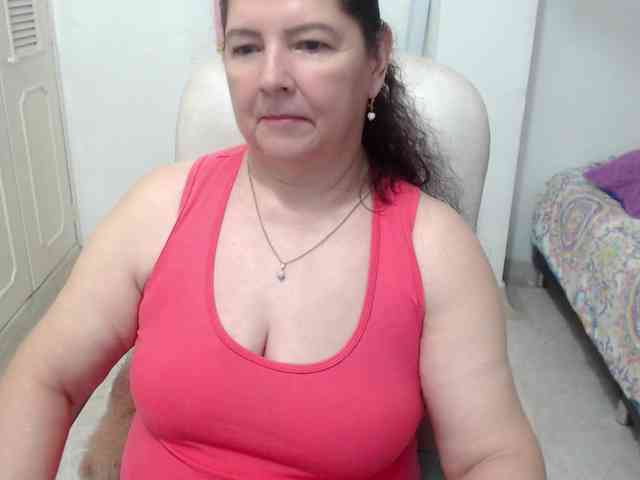 leonela-68