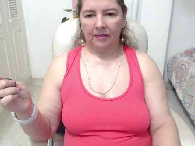 leonela-68 webcam