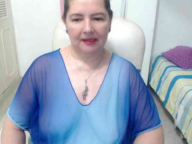 leonela-68