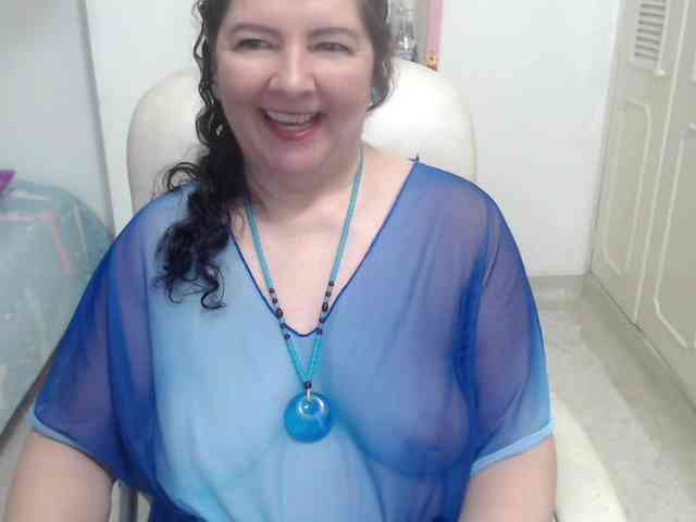 leonela-68 webcam