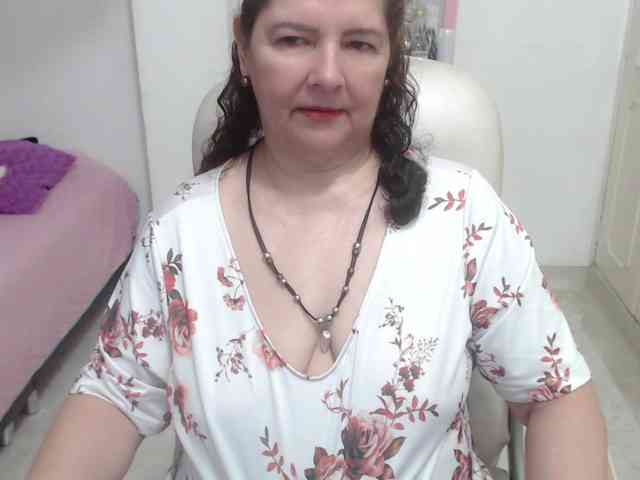 leonela-68 webcam