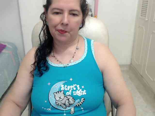 leonela-68 webcam