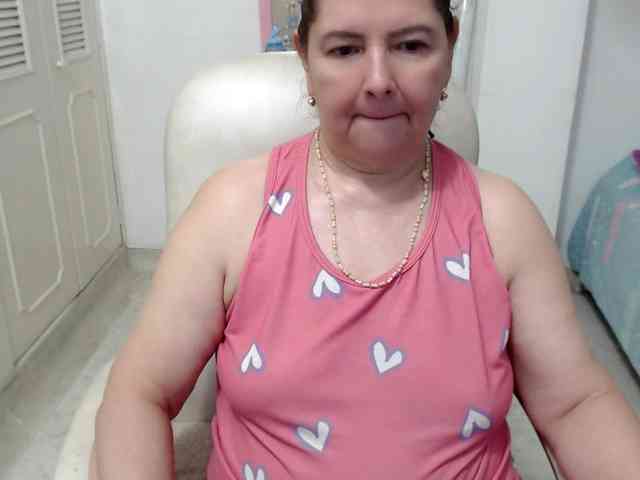 leonela-68 webcam